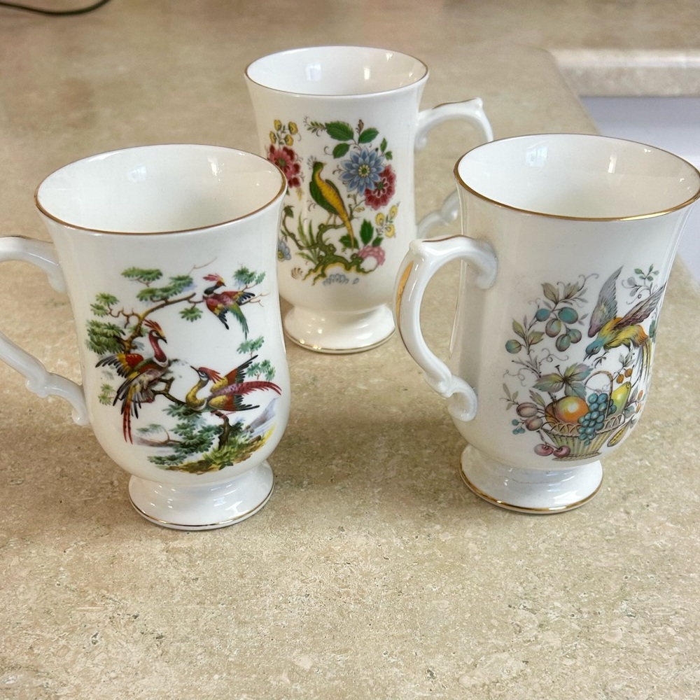 Elegant Floral Bird Design Mugs - Set of 3